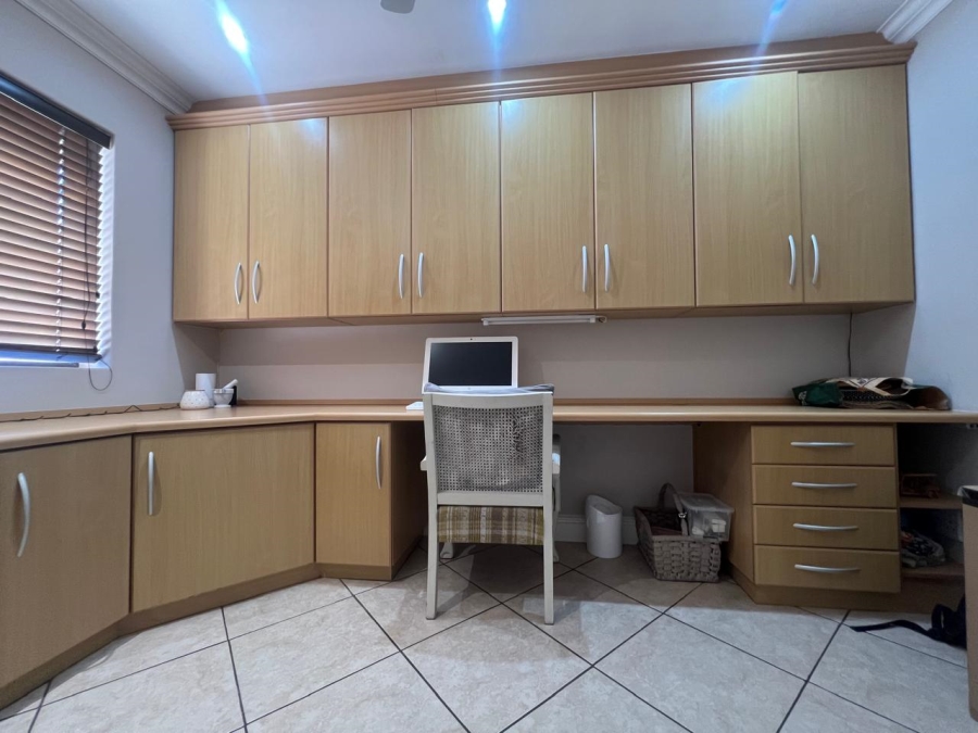 3 Bedroom Property for Sale in Weybridge Park Eastern Cape